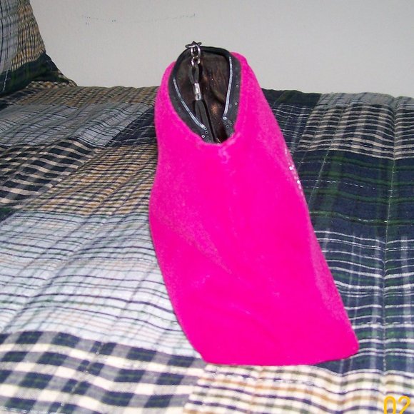 NWT VS Makeup Bag - Picture 3 of 5